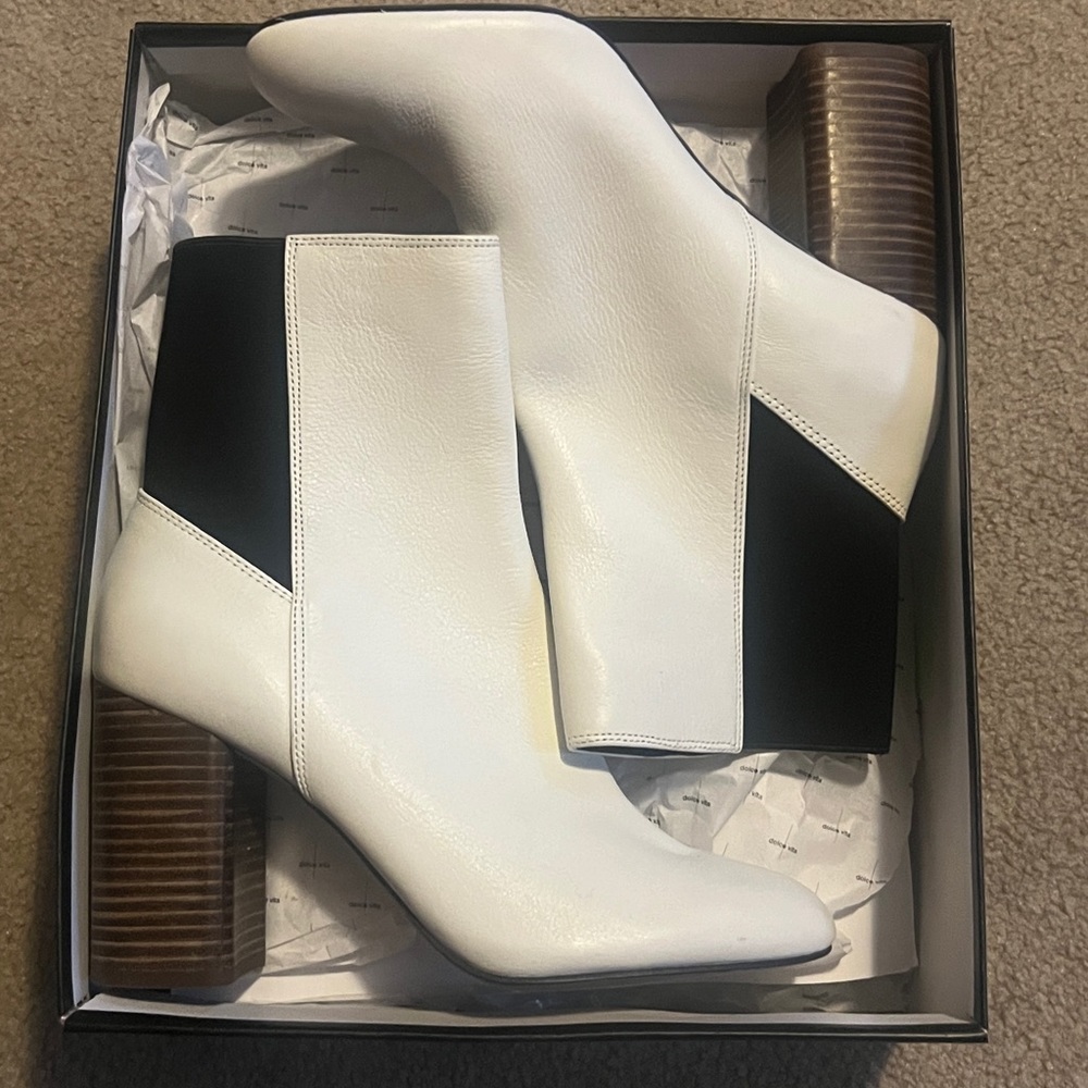 NEW Dolve Vita Ramona Boots